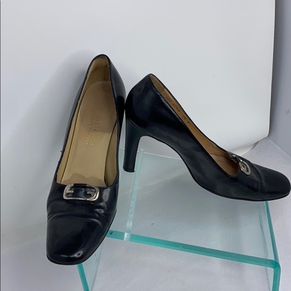 Gucci Sz 7.5B Black Leather Pumps - Picture 6 of 14